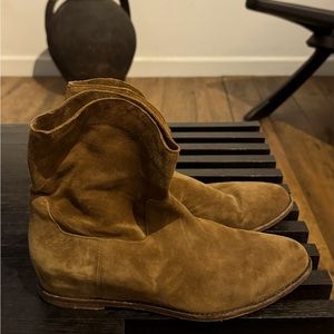 VINCE SUEDE WESTERN ANKLE BOOTS